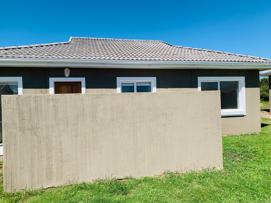 3 Bedroom Property for Sale in Kidds Beach Eastern Cape